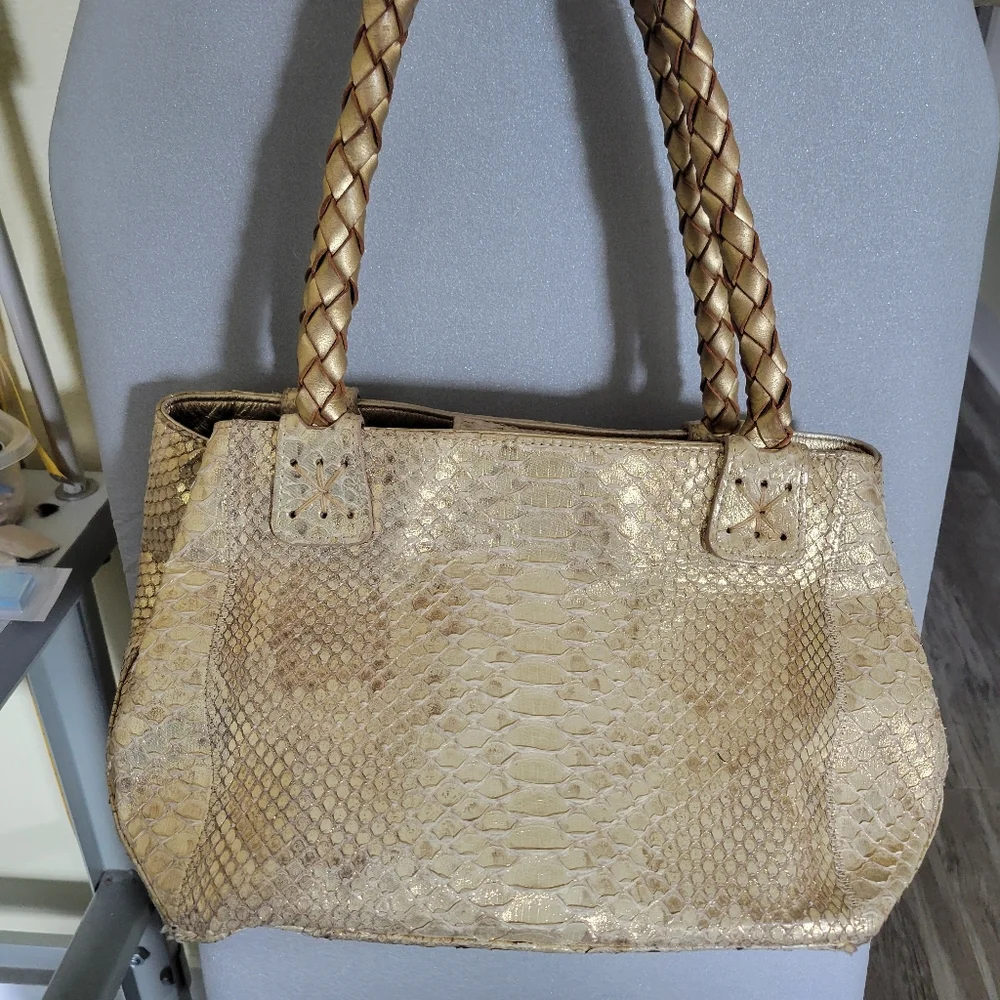 CARLOS FALCHI Vintage Genuine Leather Handbag. - Picture 2 of 13